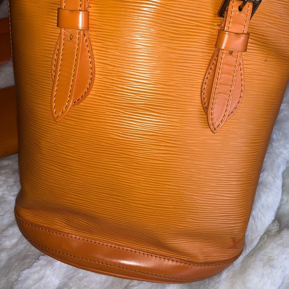 Vintage Louis Vuitton epi bucket bag - Picture 1 of 8